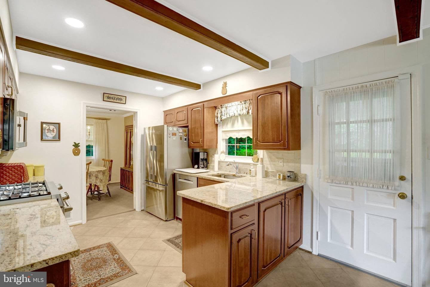 8422 Georgian Way photo 18
