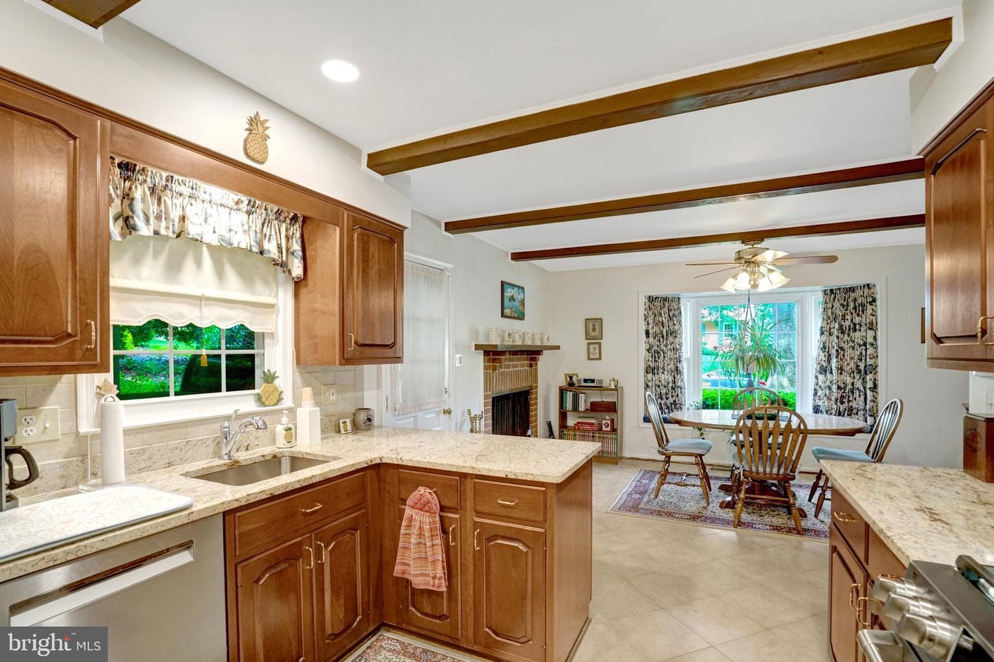 8422 Georgian Way photo 19