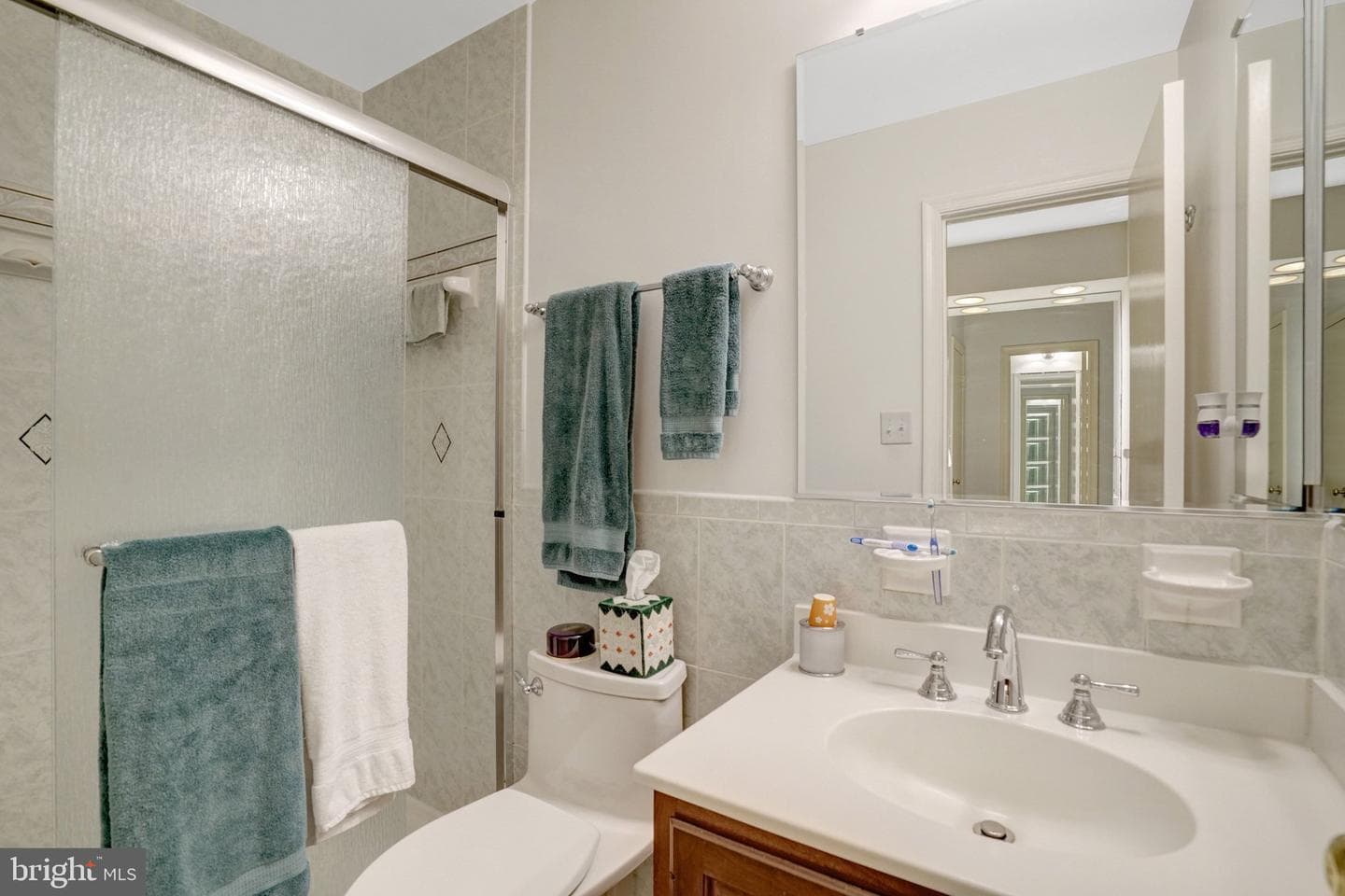 8422 Georgian Way photo 52
