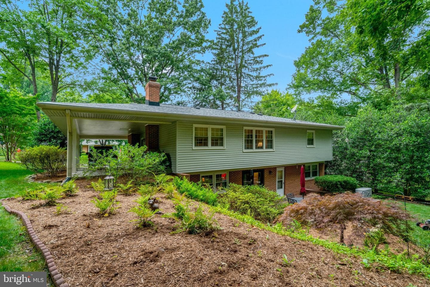 8422 Georgian Way photo 58