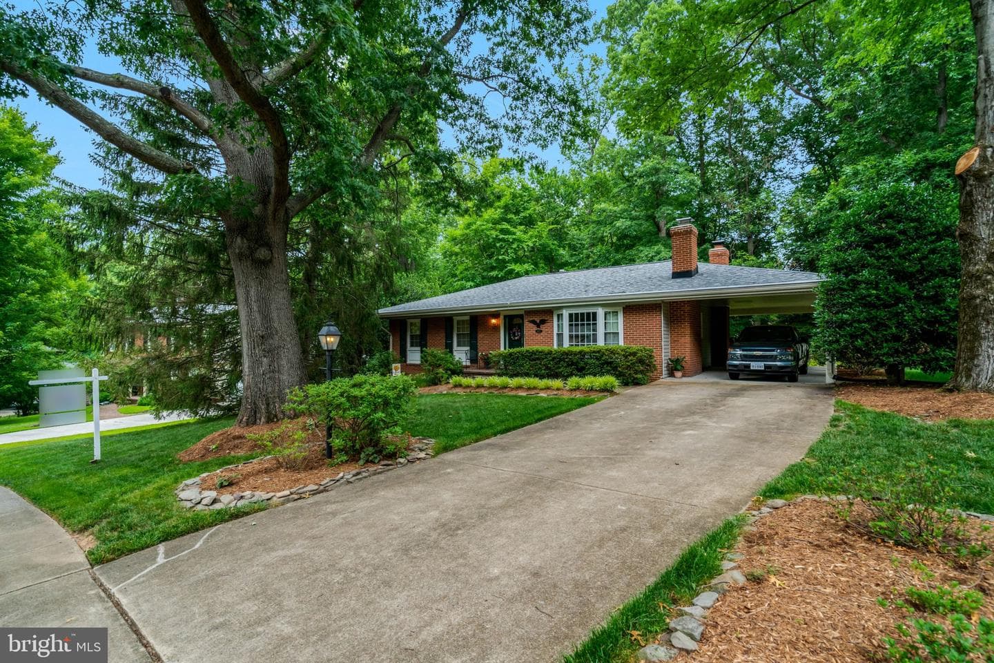 8422 Georgian Way photo 66