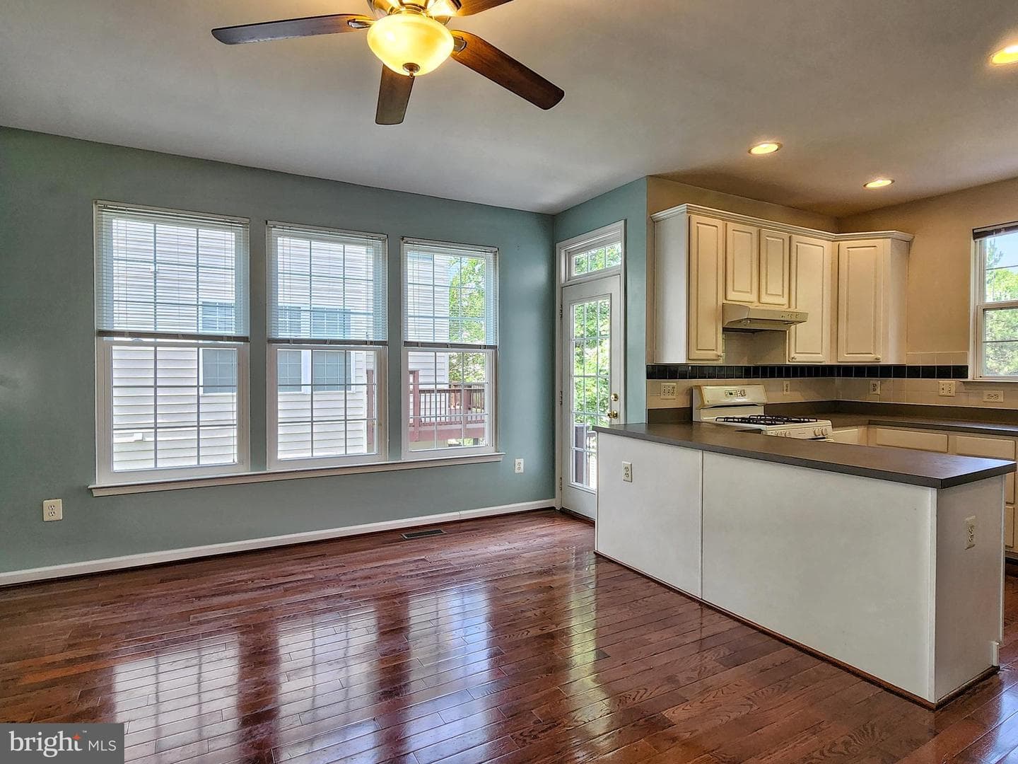13906 Gothic Drive photo 13