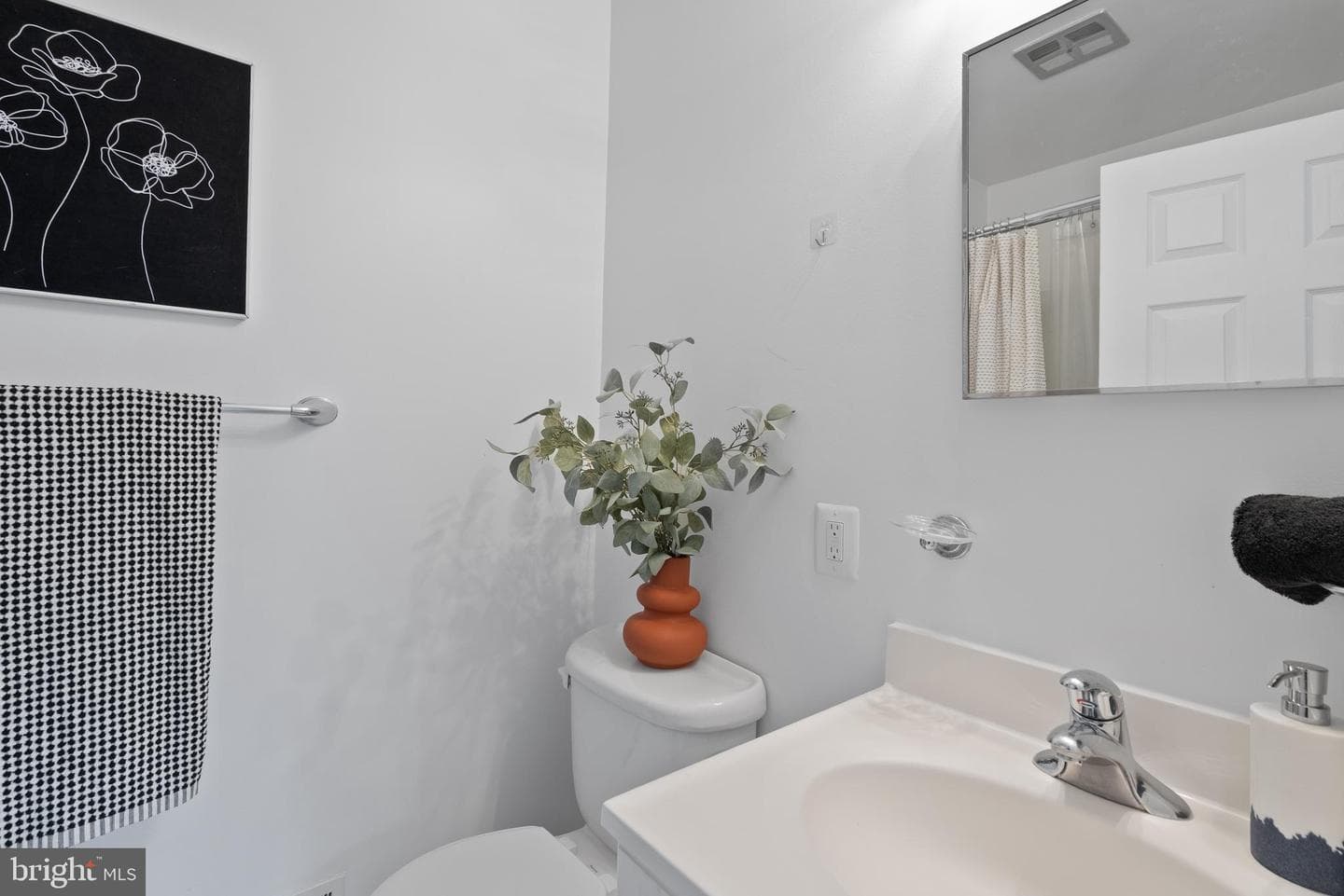 7349 Eldorado Court photo 36