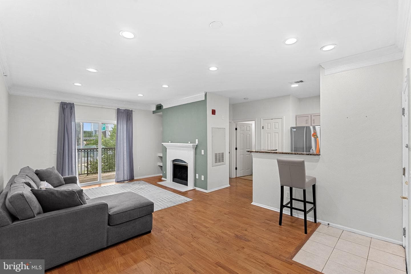 1521 Spring Gate Drive #10406 photo 3