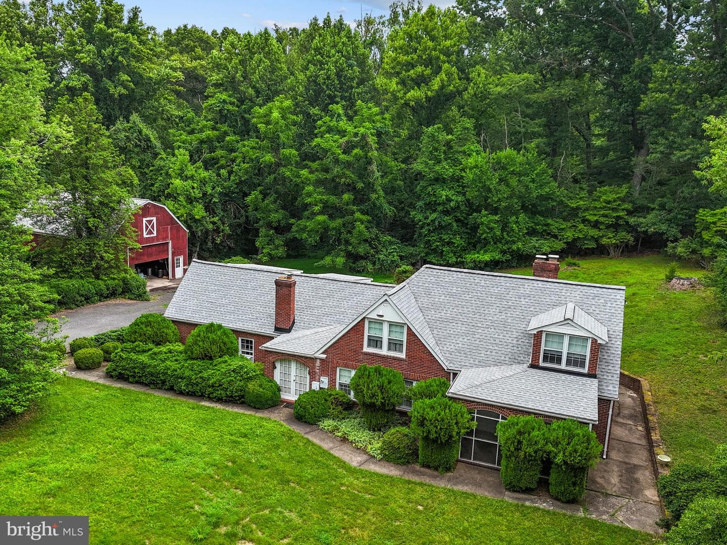 10622 Vale Road, Oakton