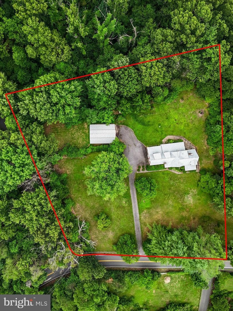 10622 Vale Road photo 3