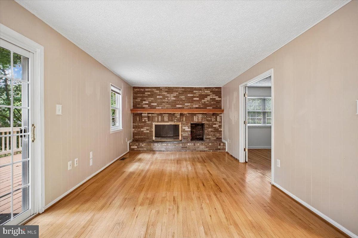 1877 Post Oak Trail photo 16