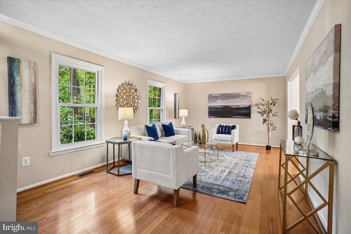 1877 Post Oak Trail photo 4
