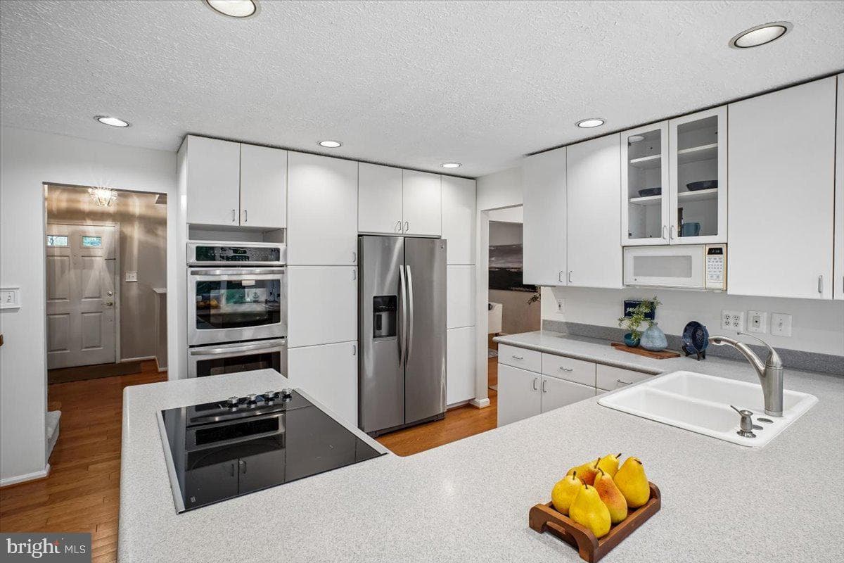 1877 Post Oak Trail photo 9