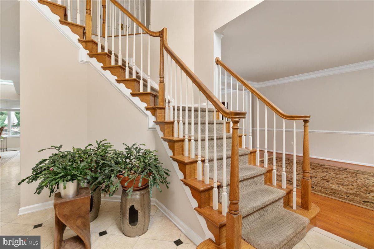 1501 Judd Court photo 5