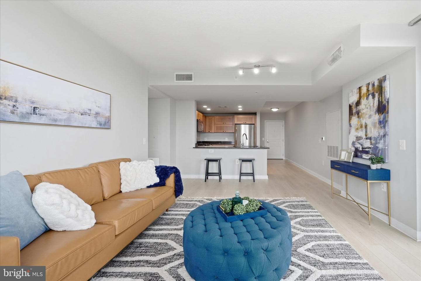 2451 Midtown Avenue #1015 photo 2