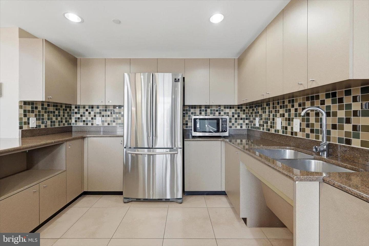 2451 Midtown Avenue #1015 photo 23