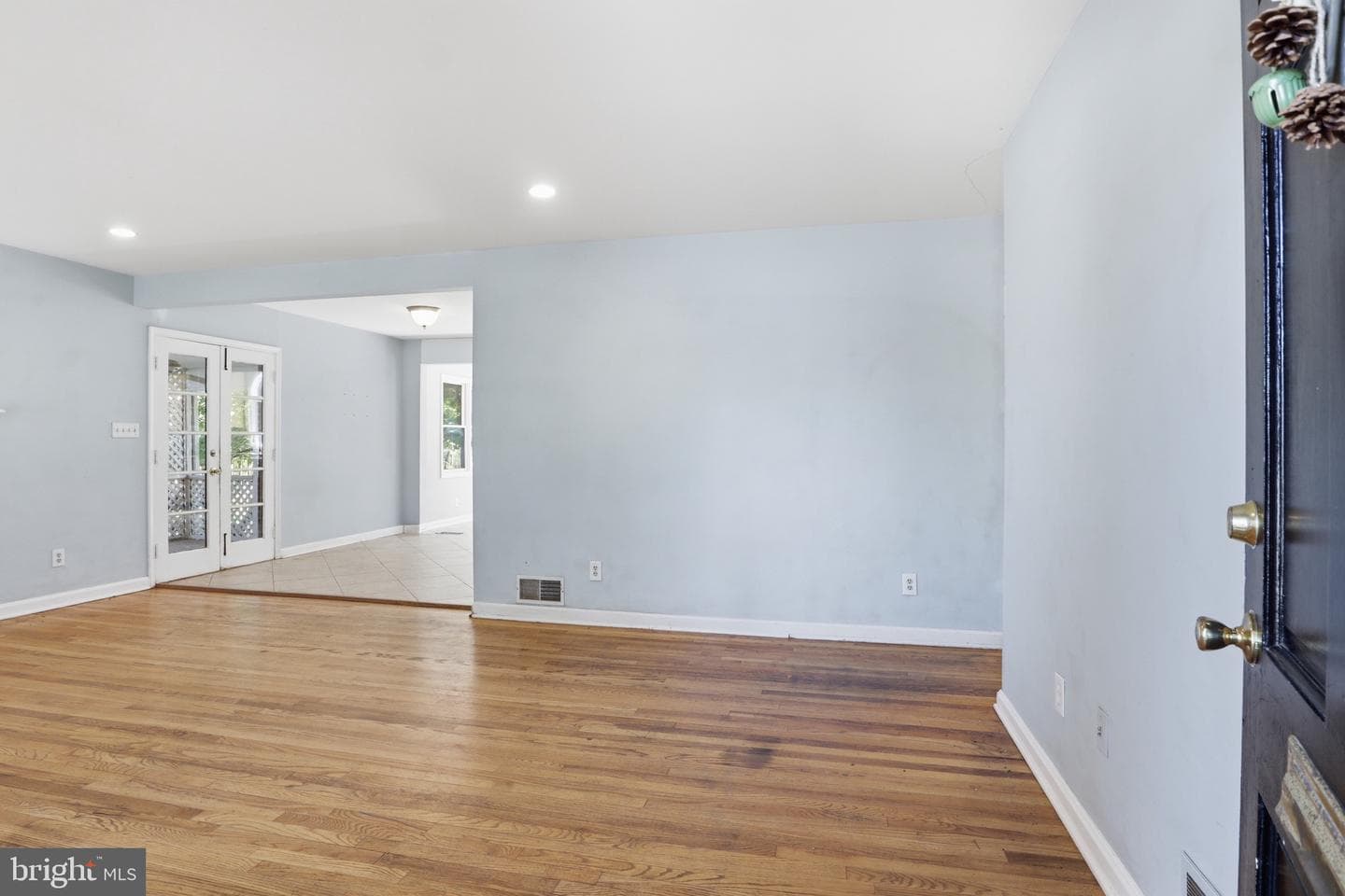 8403 Felton Lane photo 4