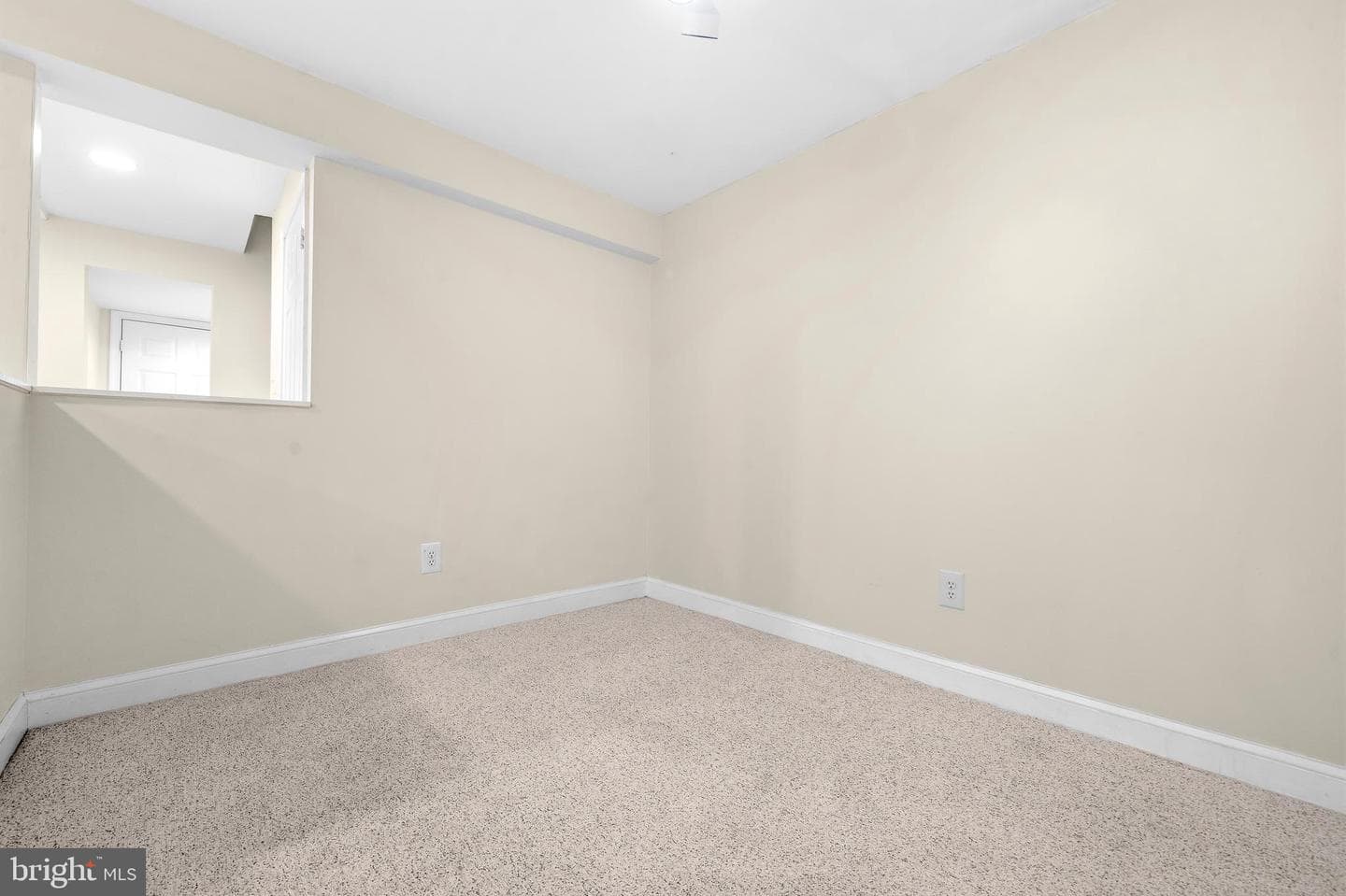 6016 Rockton Ct photo 29
