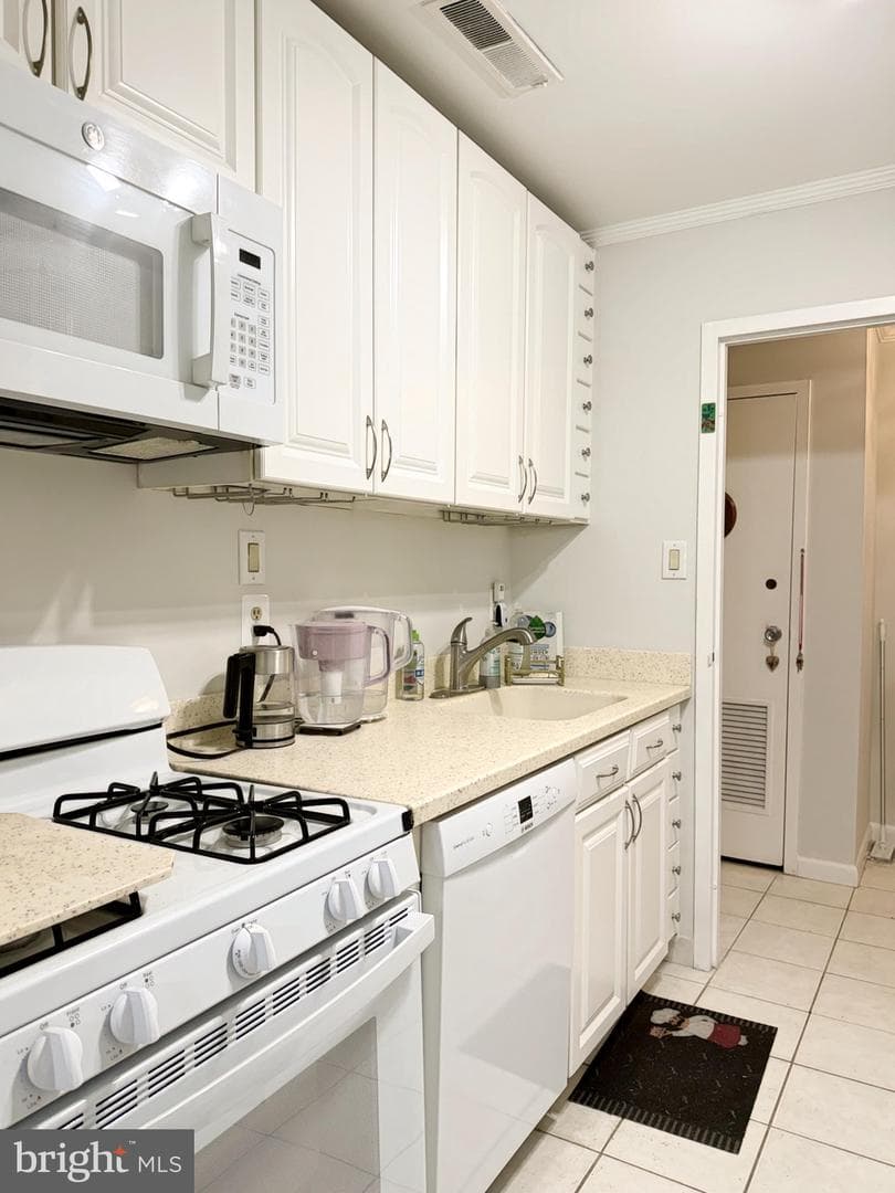 6001 Arlington Boulevard #310 photo 9
