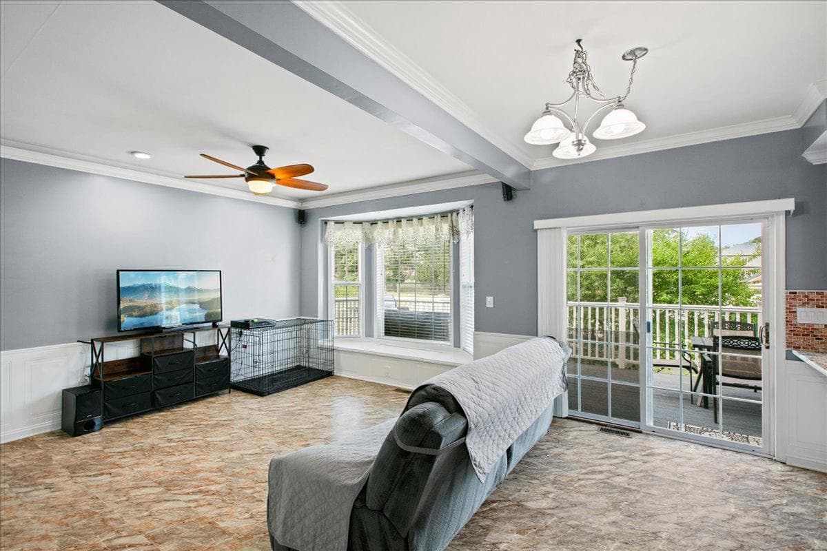 4724 Pole Road photo 9