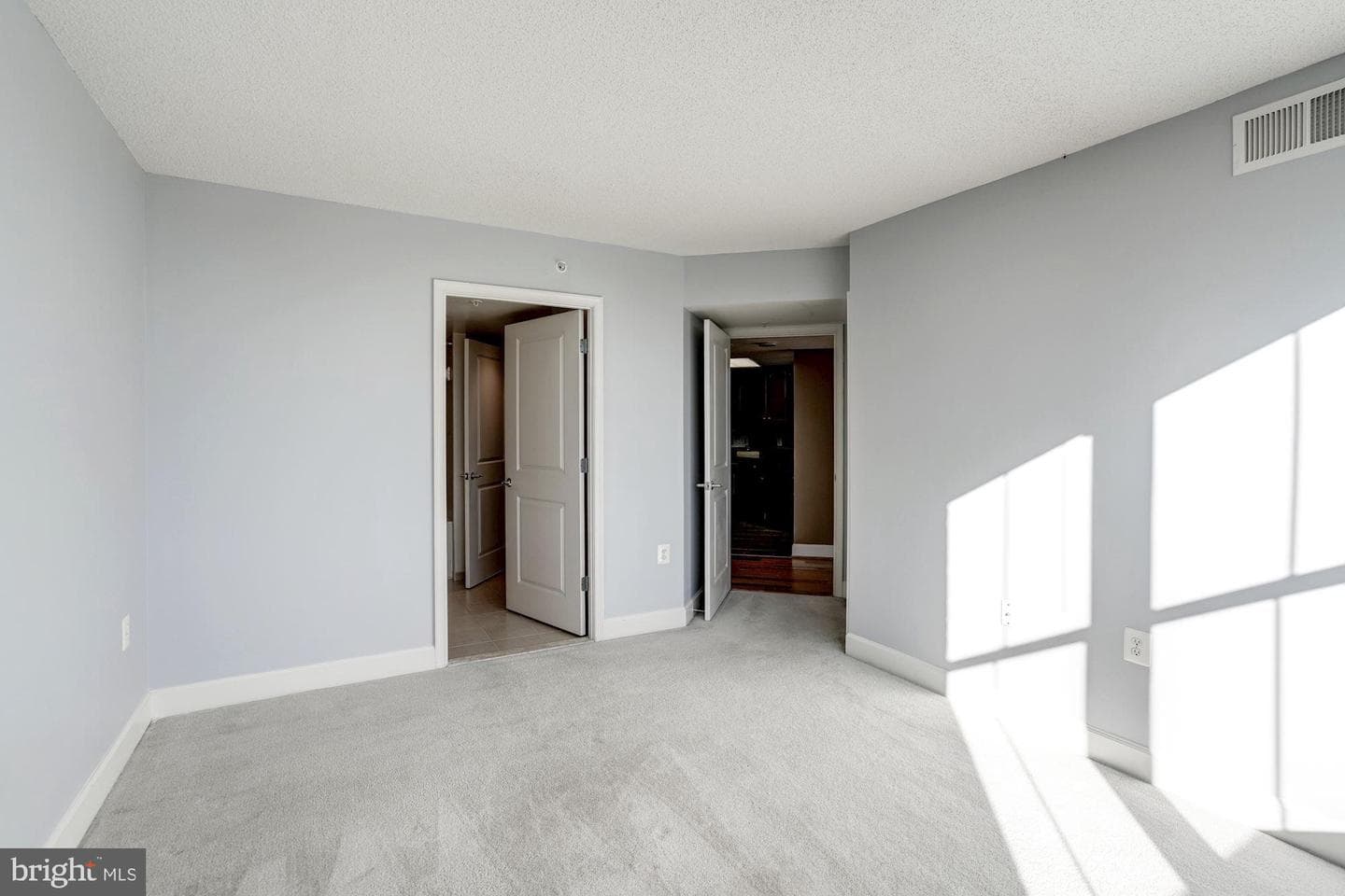 11800 Sunset Hills Road #422 photo 9