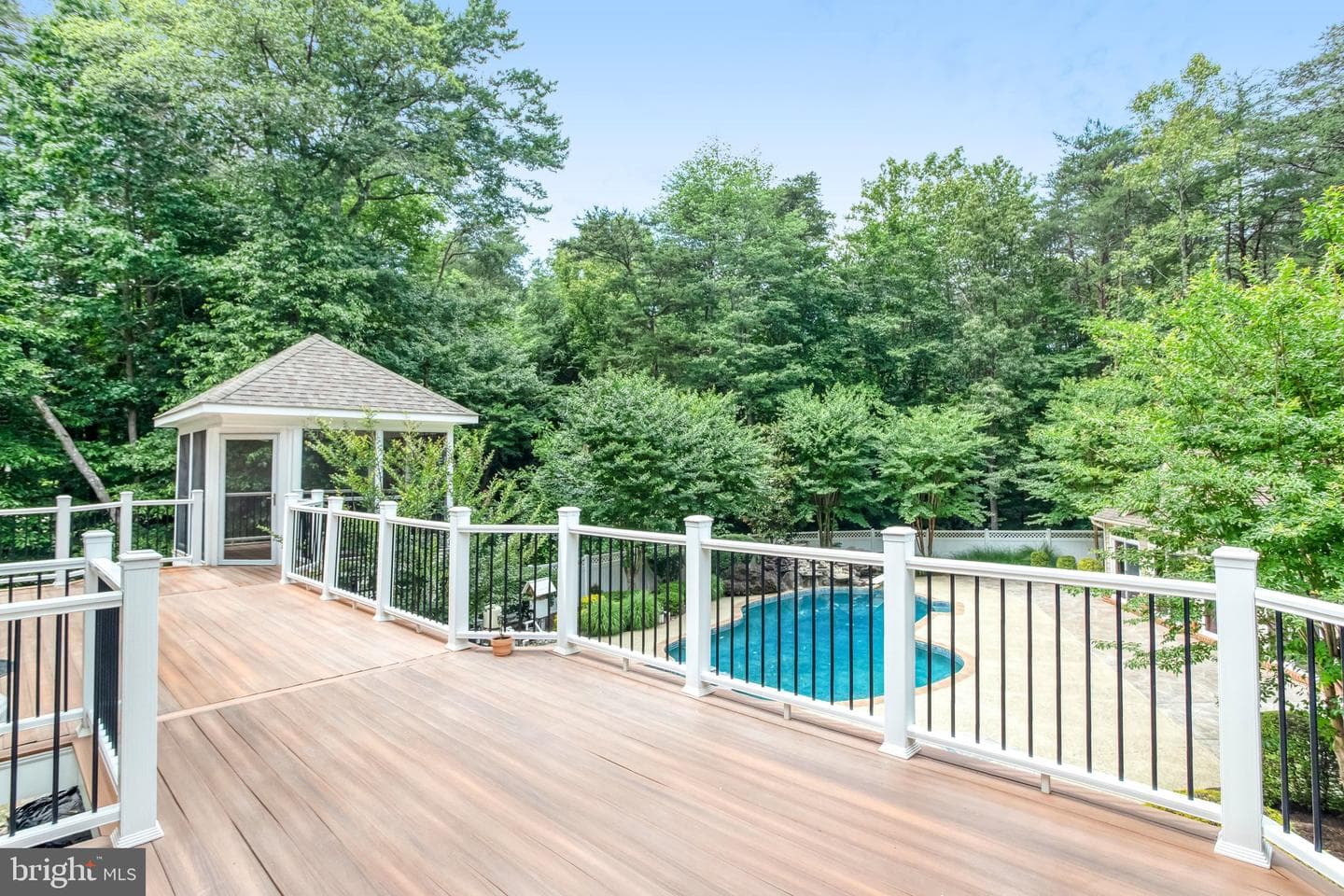 8261 Roseland Drive photo 99