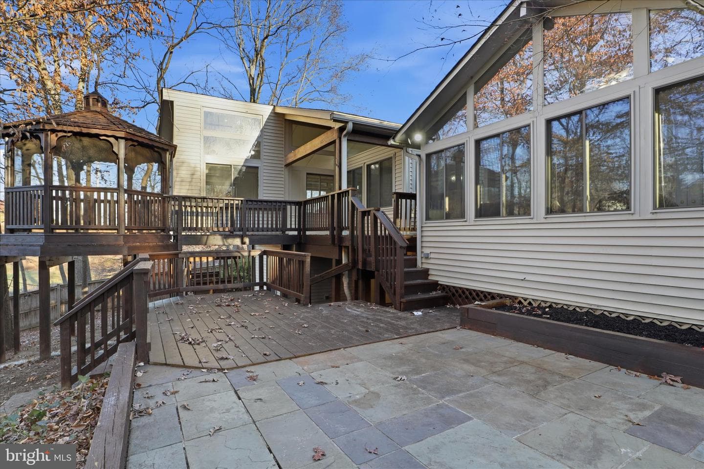 7594 Woodstown Drive photo 33
