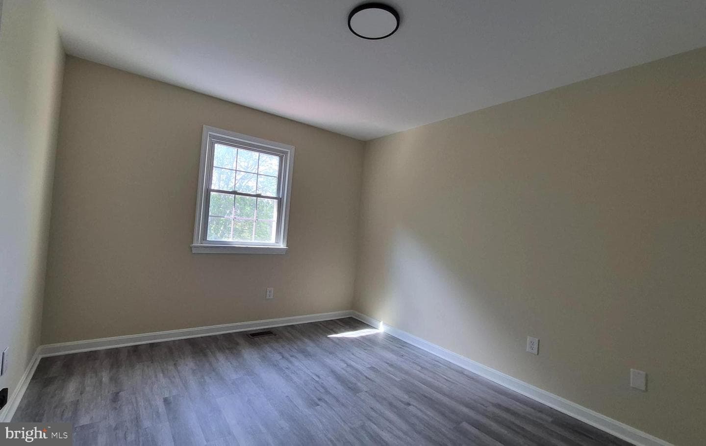 7106 Snug Harbor Ct photo 28