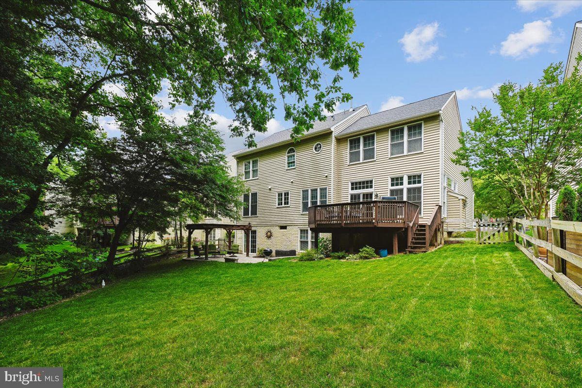 6413 Caleb Court photo 5