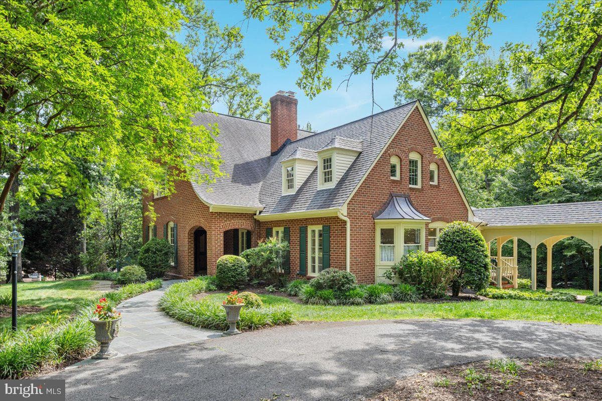 7131 Woodland Drive photo 3
