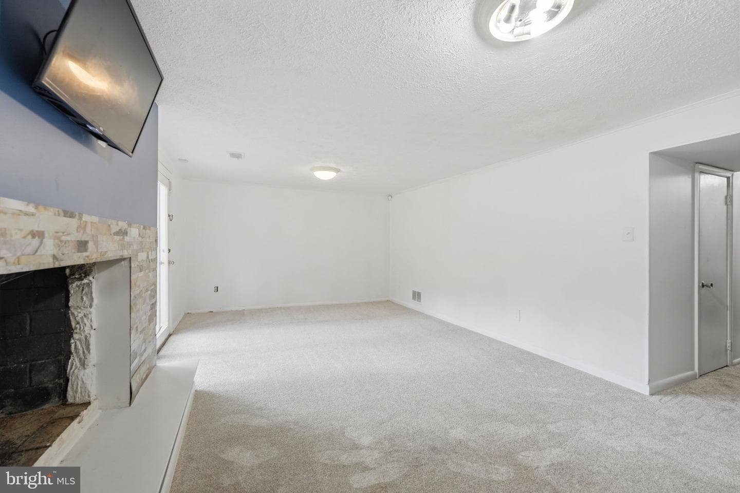 8260 Getty Court photo 26