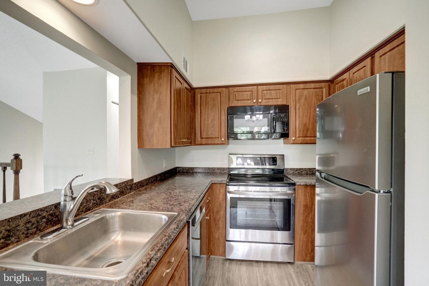 3152 Covewood Court #N photo 7