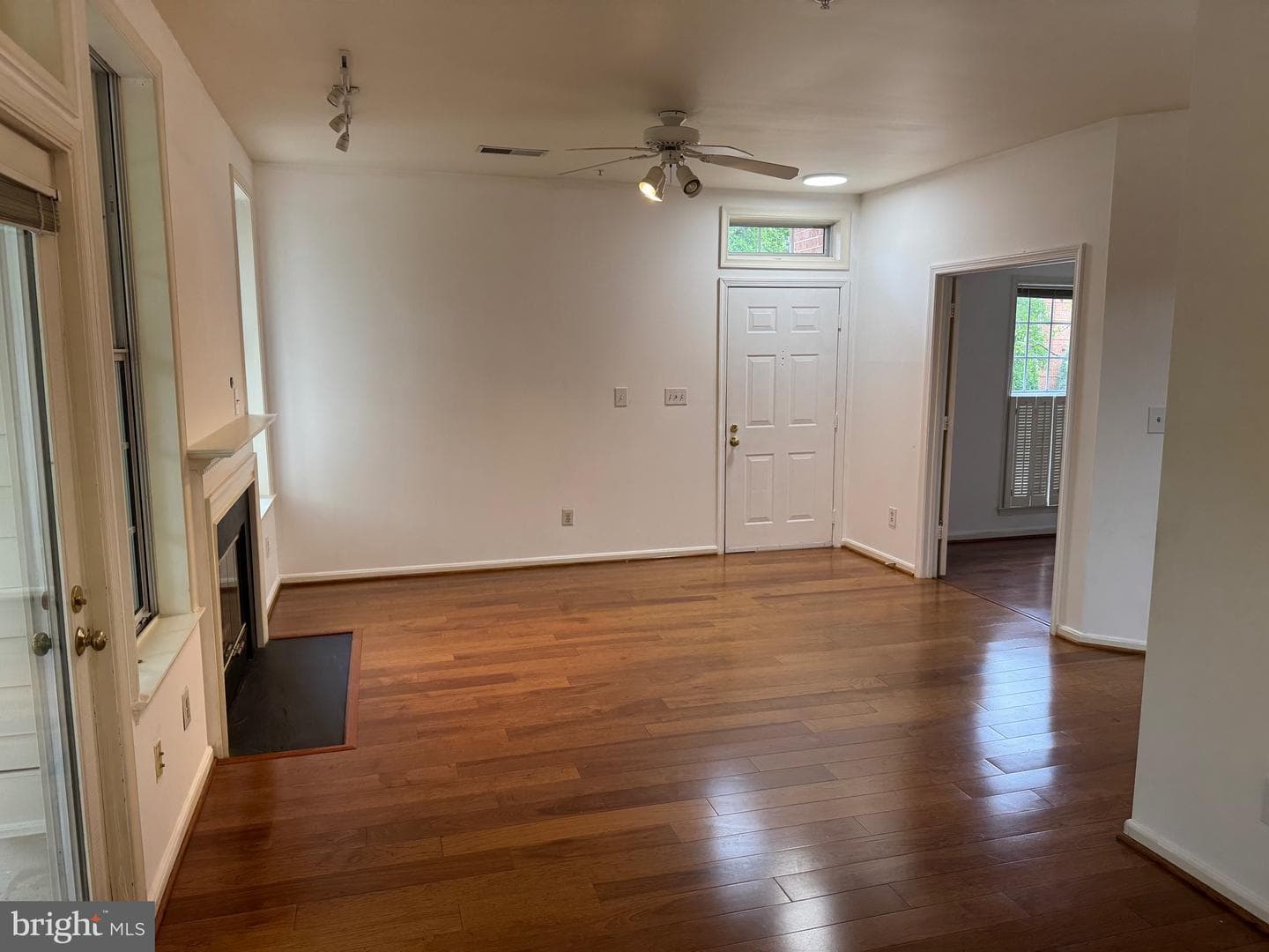 1348 Garden Wall Circle #513 photo 15