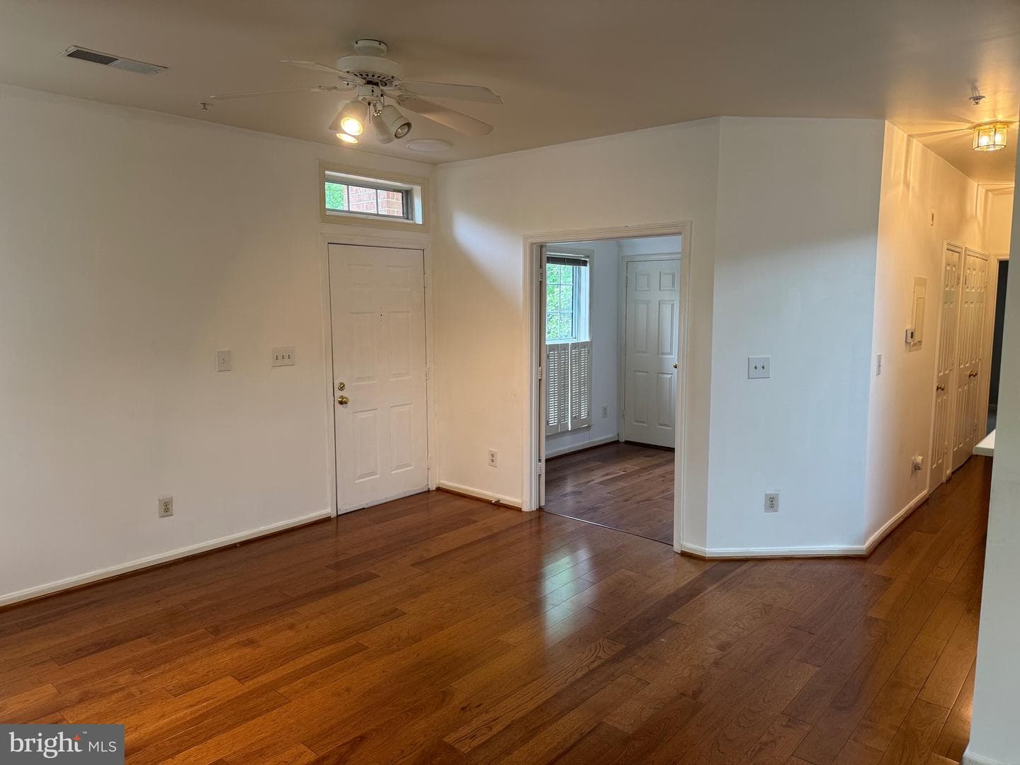 1348 Garden Wall Circle #513 photo 20