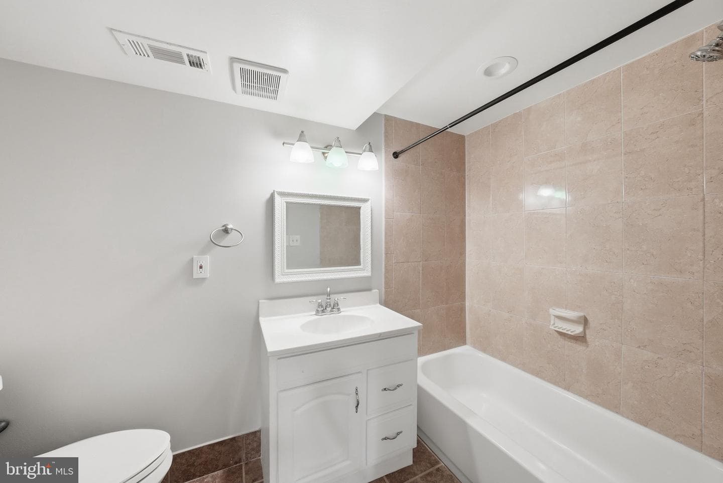 7612 Mahoney Drive photo 27
