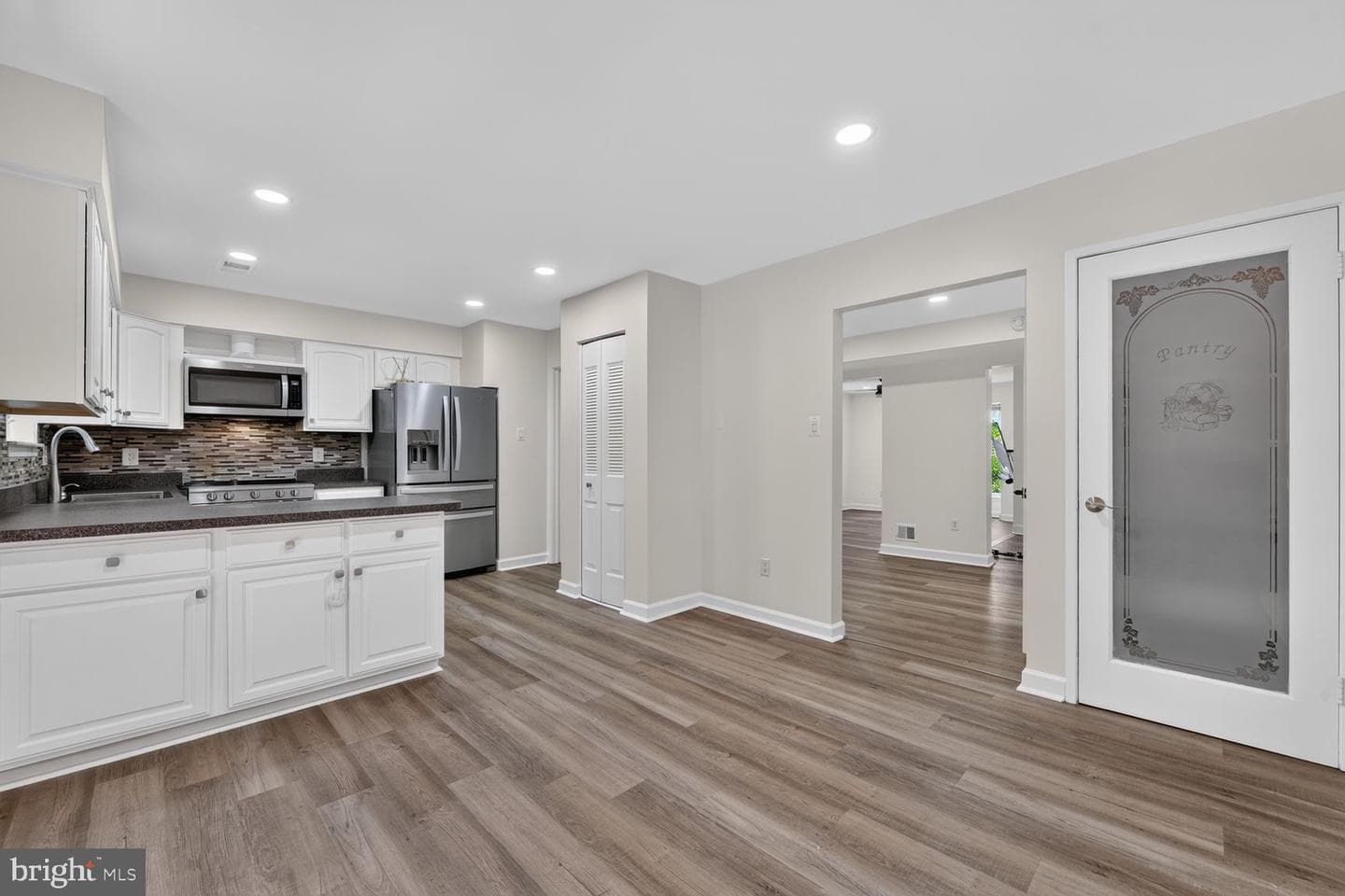 2986 Borge Street photo 12