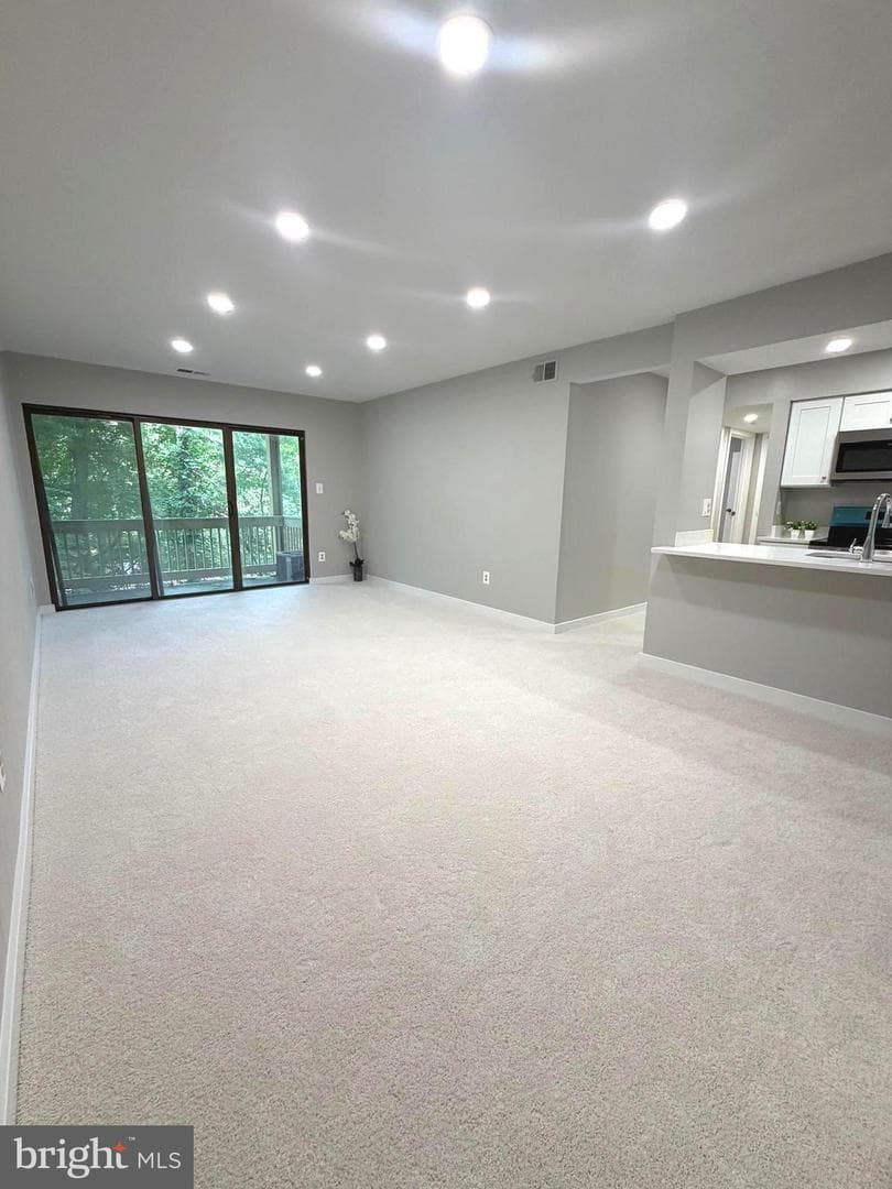 5816 Royal Ridge Drive #p photo 4