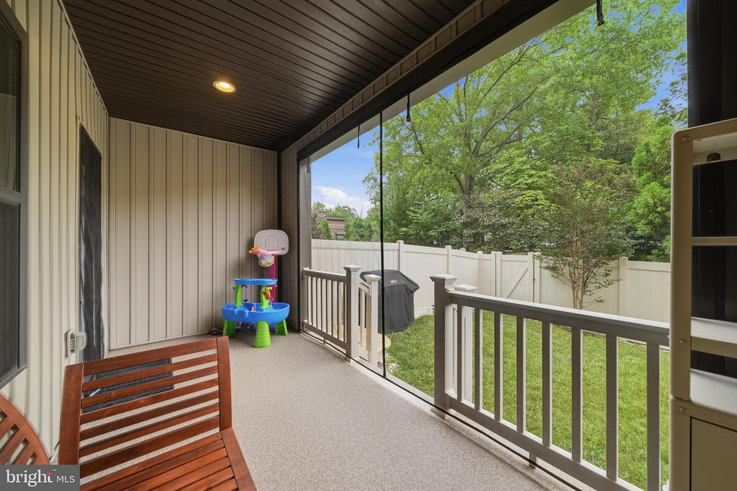 9251 Wood Violet Court photo 26