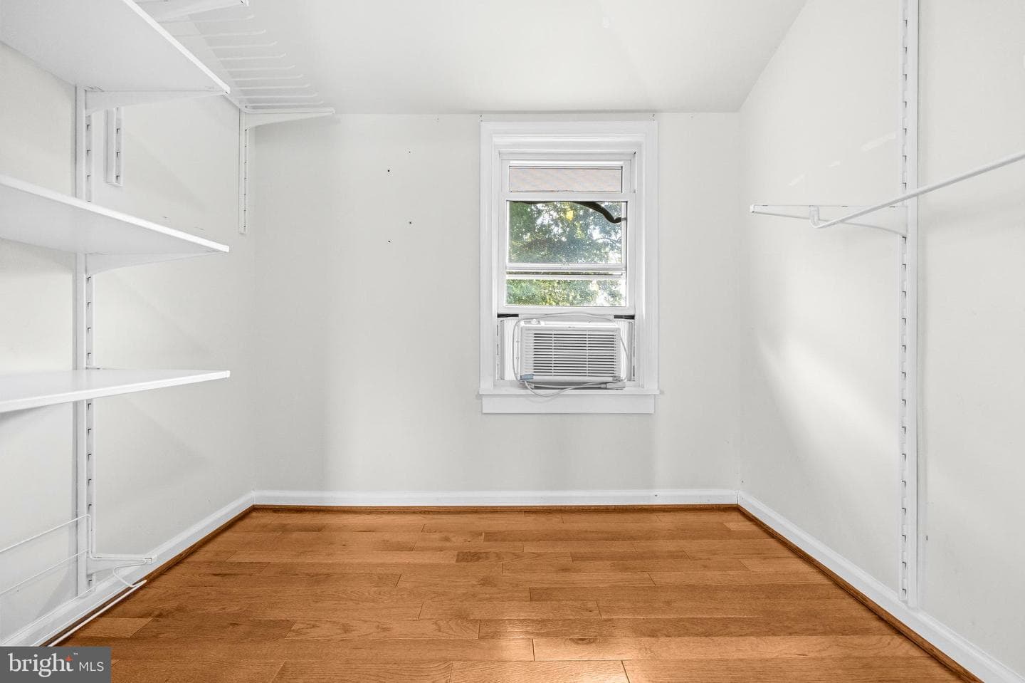 6019 N Kings Highway photo 24