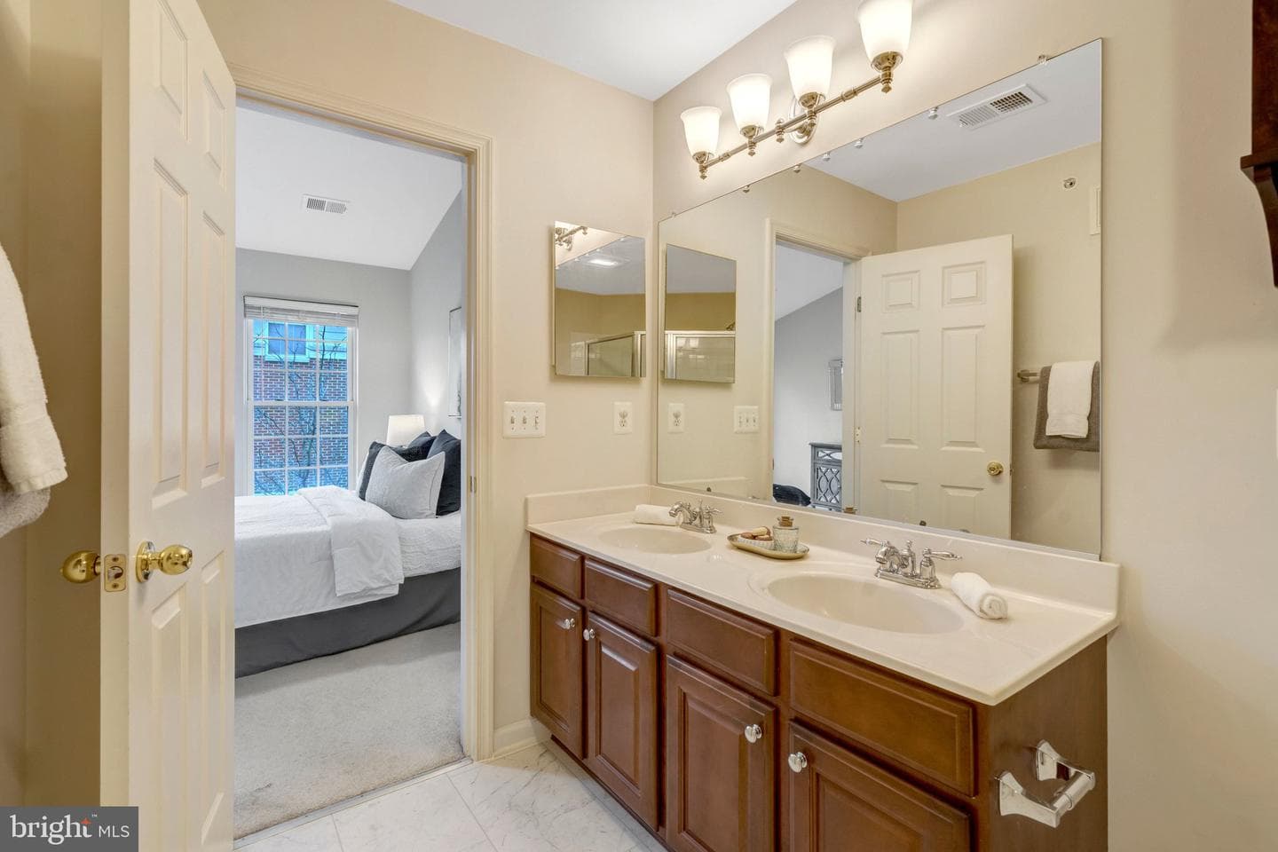 4479 Beacon Grove Cir photo 31