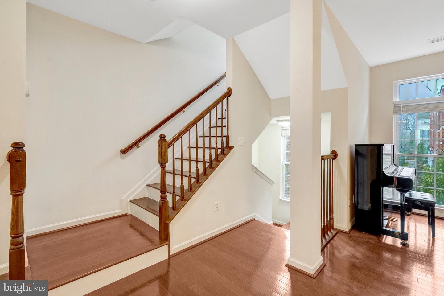 4479 Beacon Grove Cir photo 5