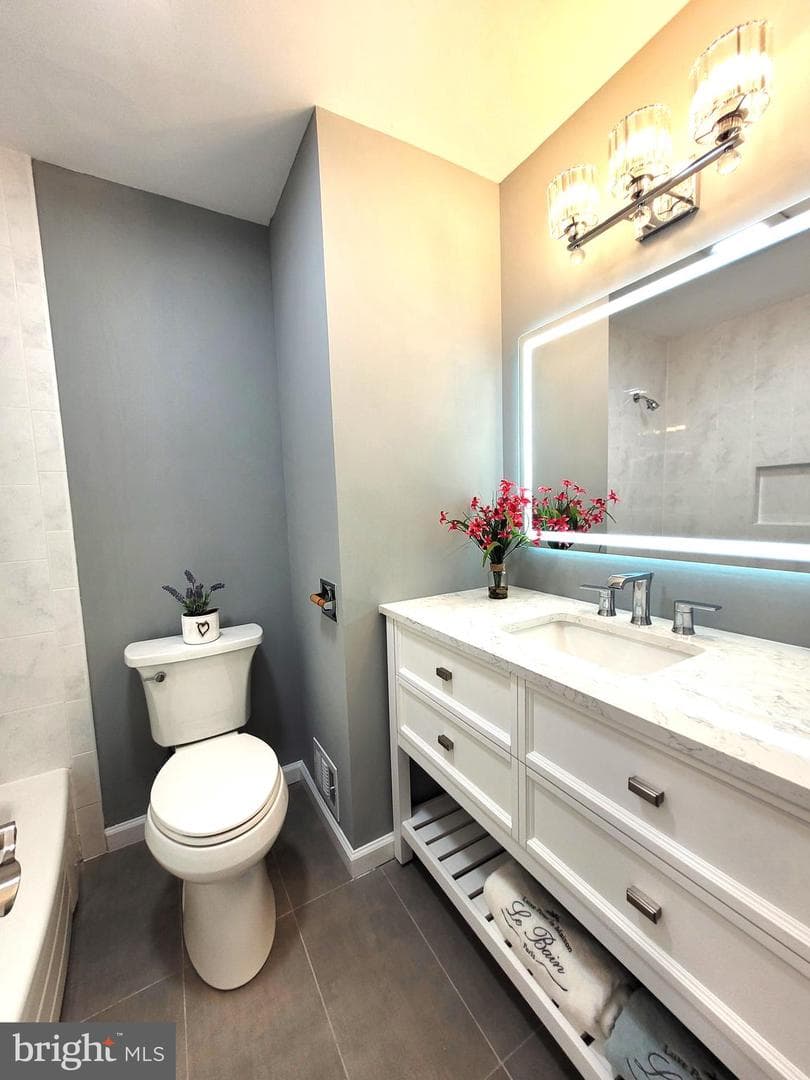 7706 Arlen Street photo 32