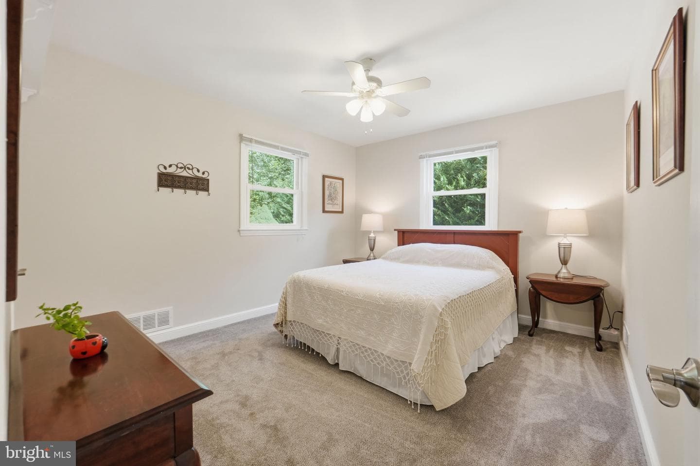 4832 Martin Street photo 29