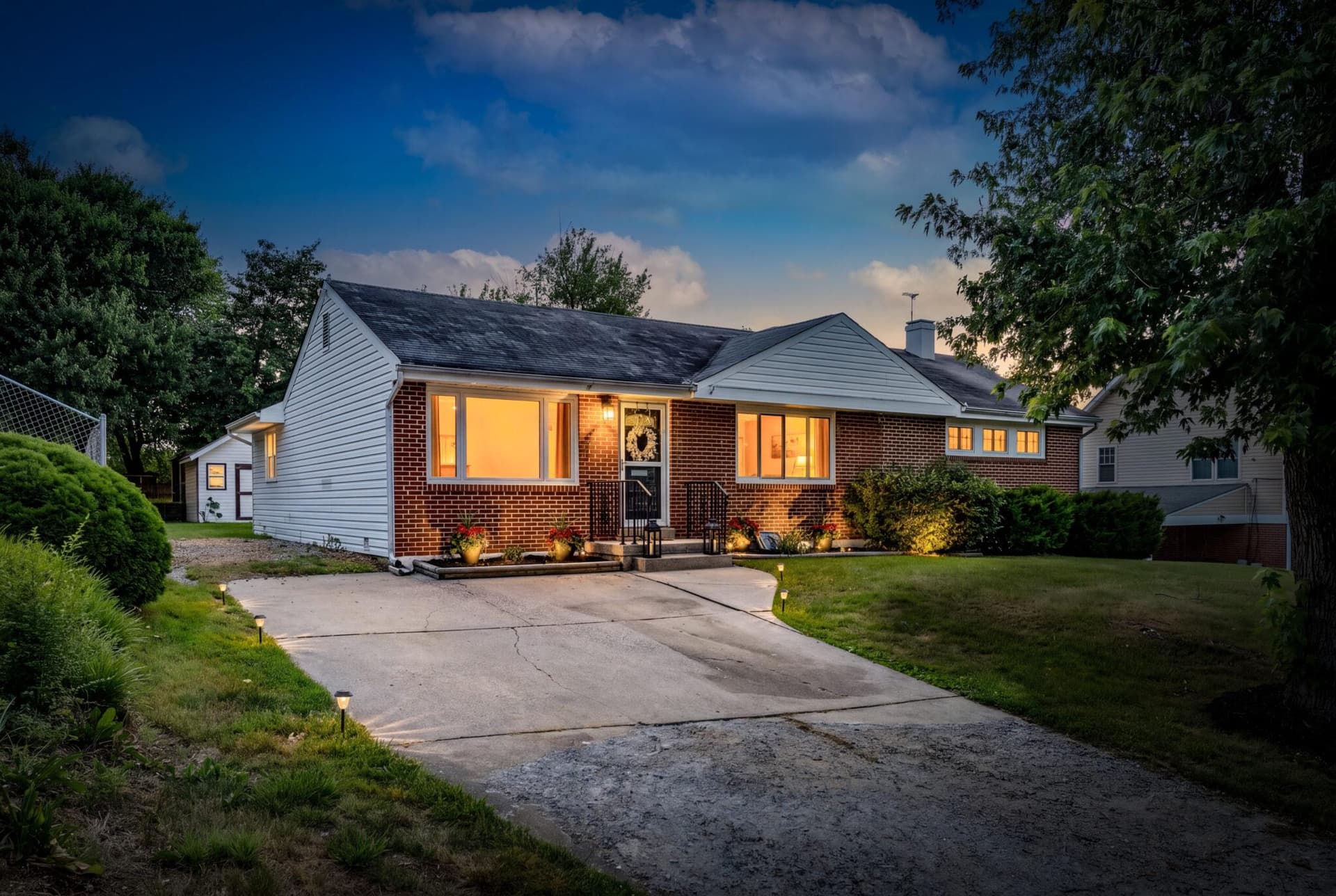 6206 Hillview Avenue, Alexandria