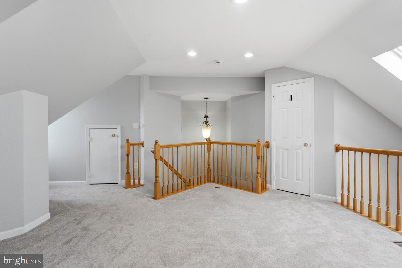 7035 Kings Manor Drive photo 42