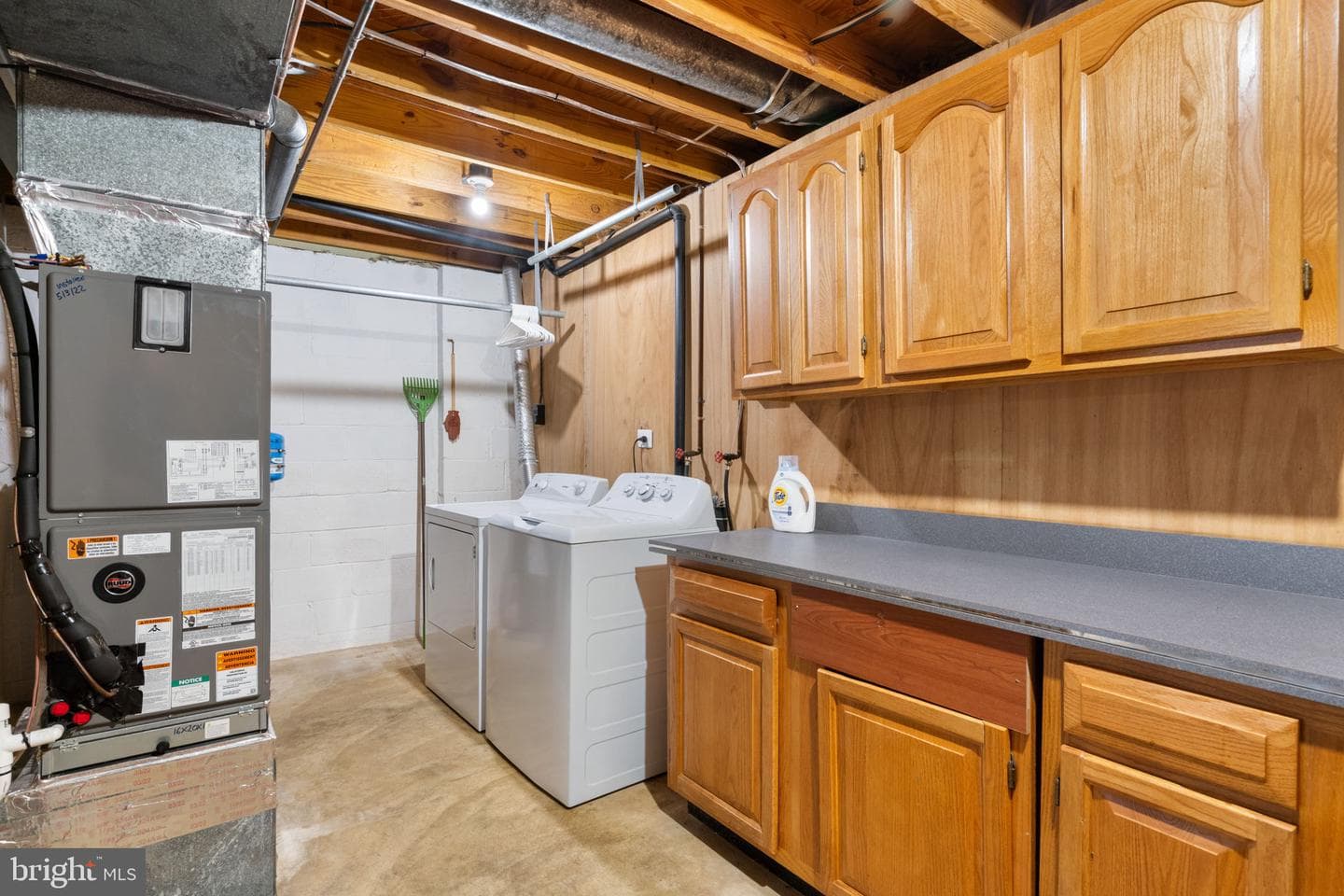 8164 Curving Creek Court photo 27