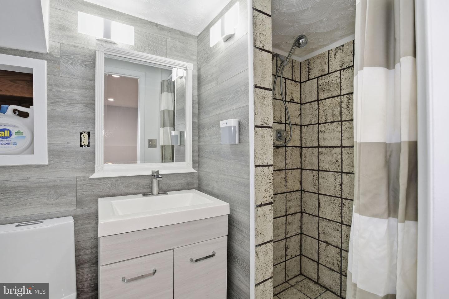 7625 Sheffield Green Way photo 18