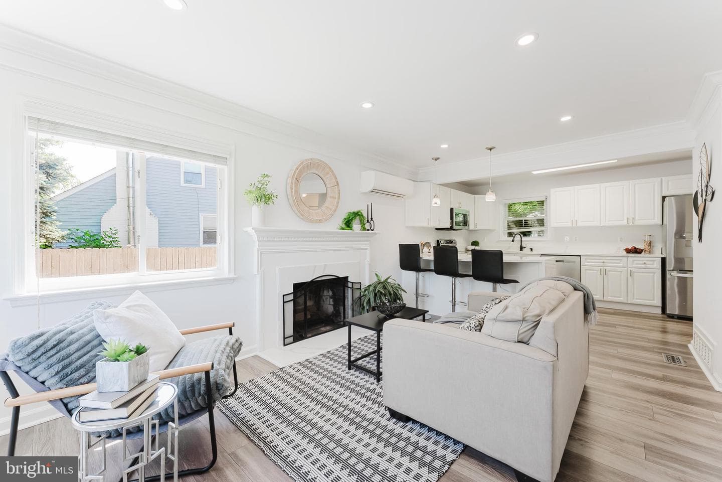 3269 Annandale Road photo 4