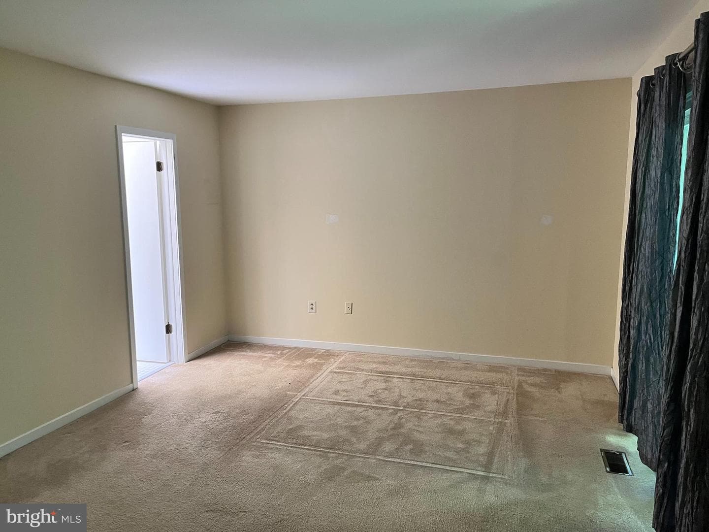 5822 Jacksons Oak Court photo 6