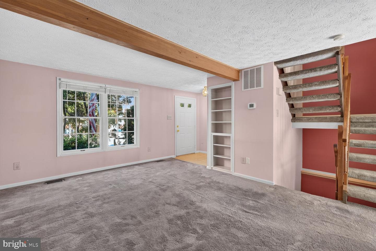 6109 Gardenia Court photo 5