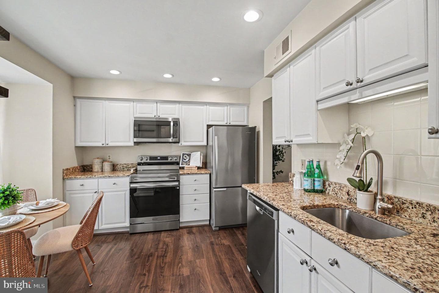 7514 Oldham Way photo 5