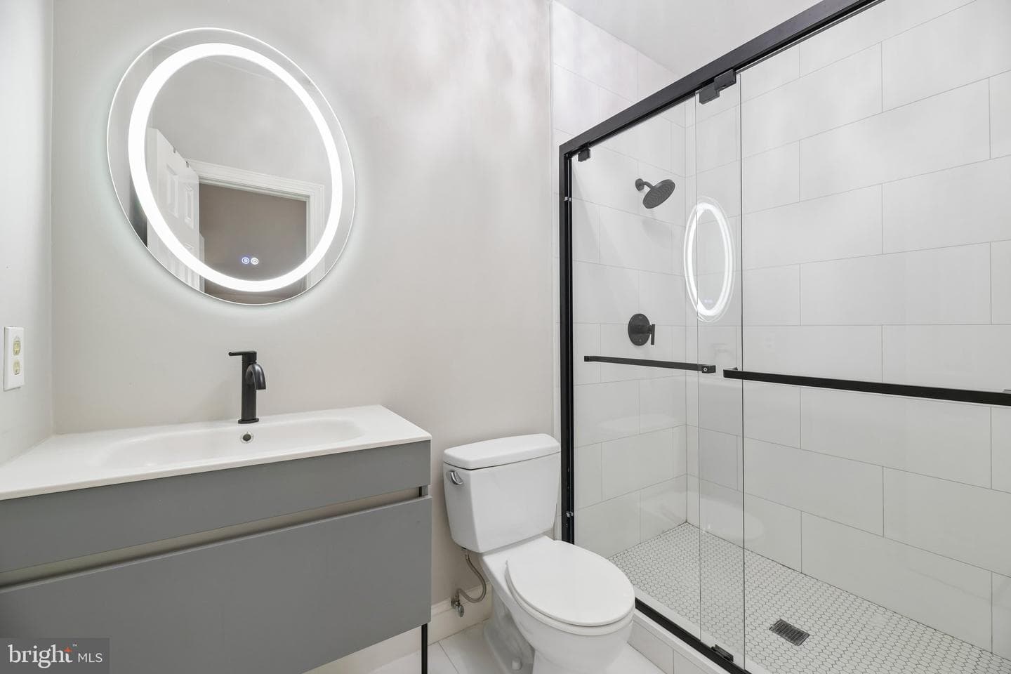 512 Seneca Green Way photo 101