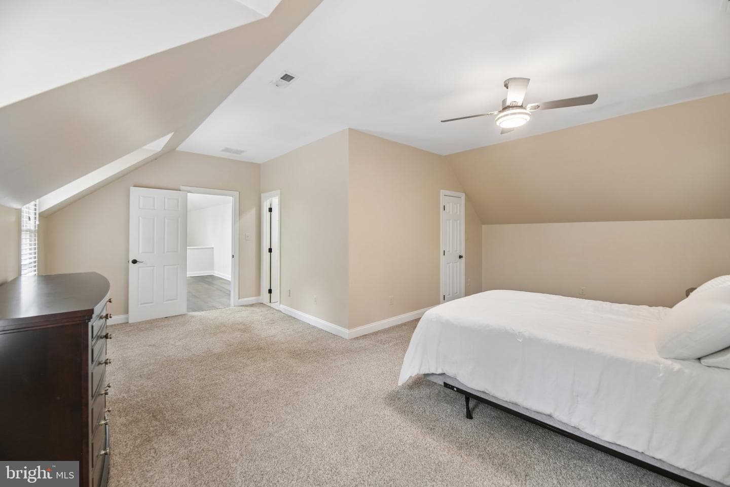 512 Seneca Green Way photo 104