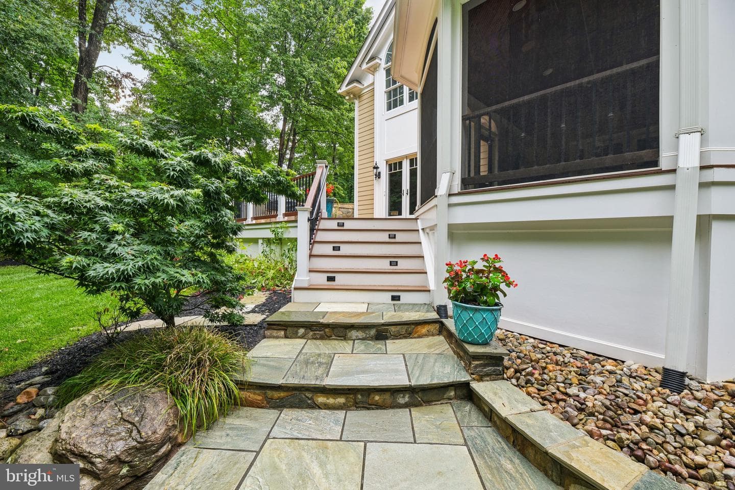 512 Seneca Green Way photo 137